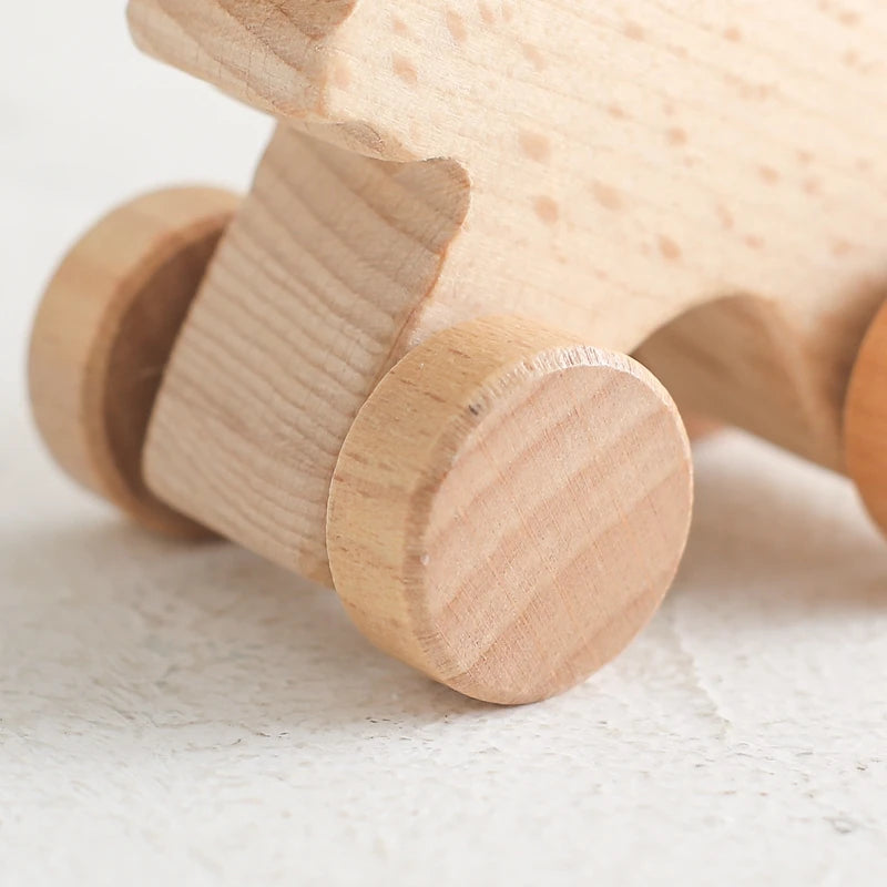 1PC Baby Wooden Toys Beech Car Blocks Cartoon Bus Educational Montessori Toys Baby Teething Play Gym Baby Birthday Gift Products