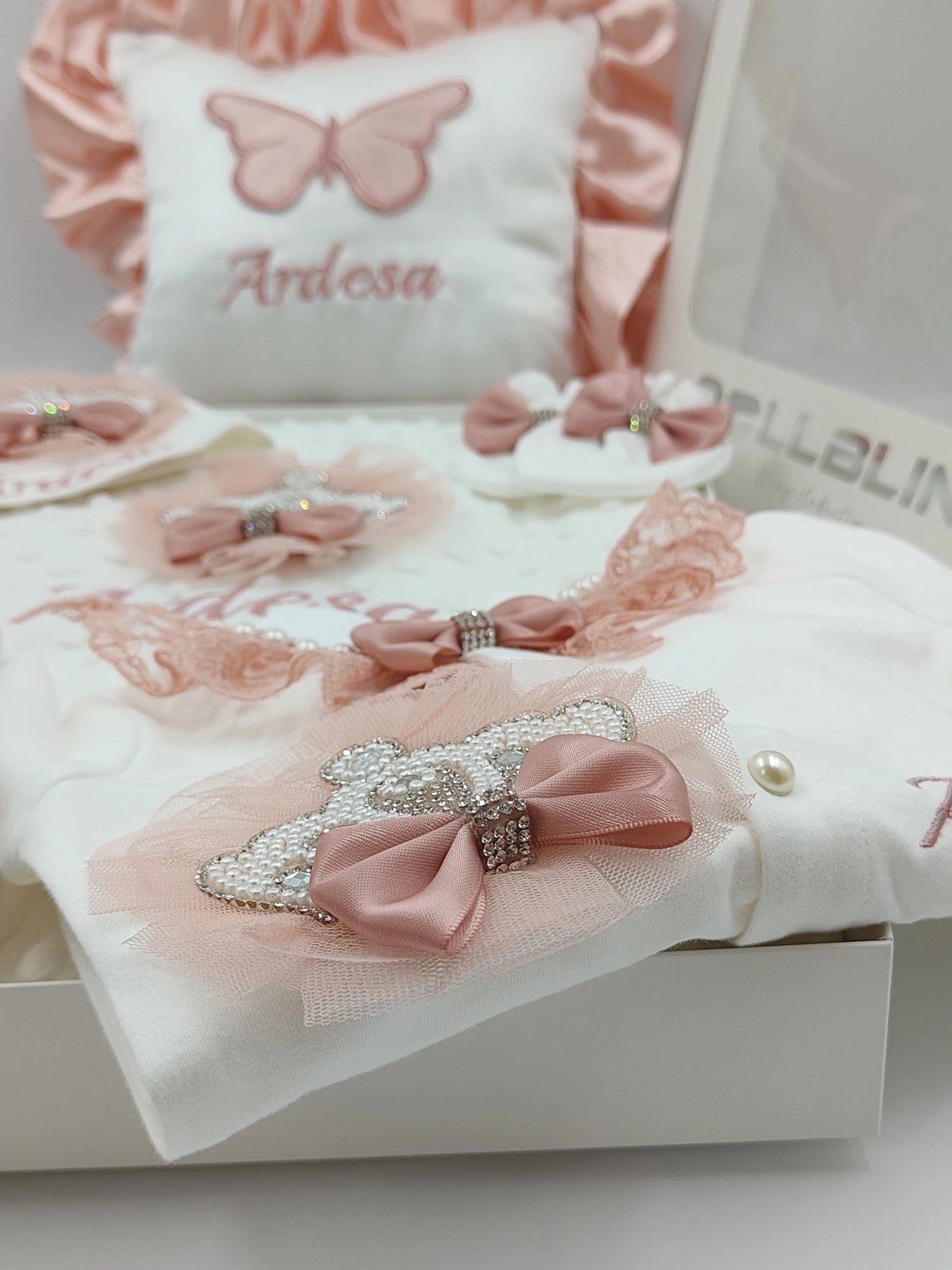 6pcs Newborn Baby Boy Outfits Kids Clothing Real Cotton Infant0 Products Shirt Pants Mittens Receiving Blanket